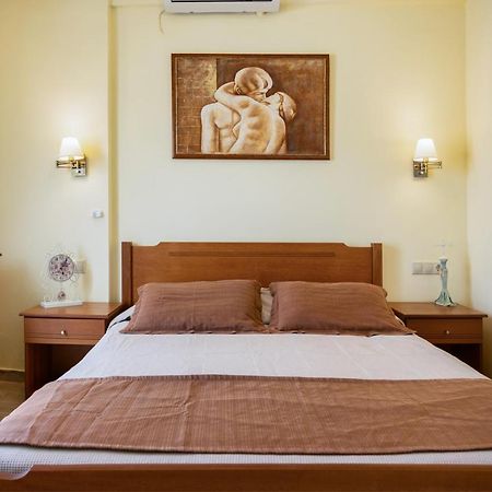 Daisy Hotel Apartments 레팀노 외부 사진