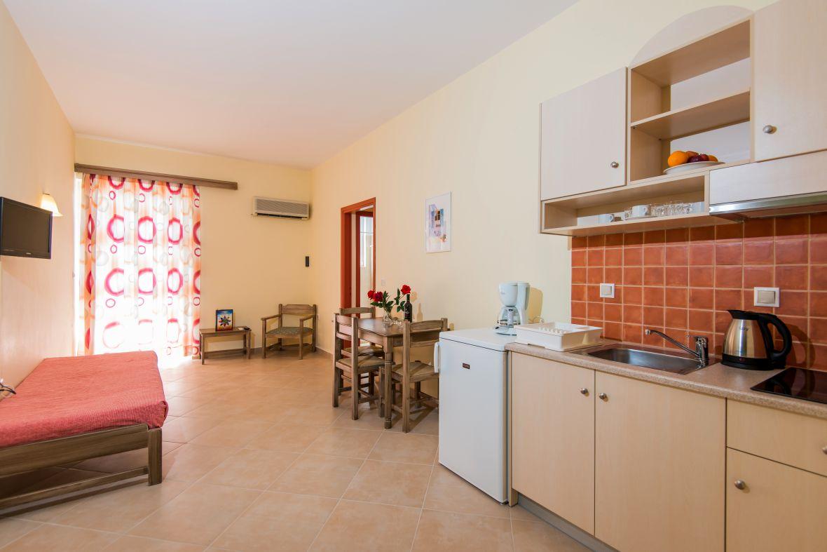 Daisy Hotel Apartments 레팀노 외부 사진