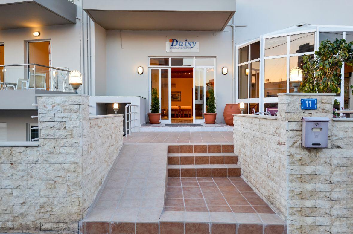 Daisy Hotel Apartments 레팀노 외부 사진