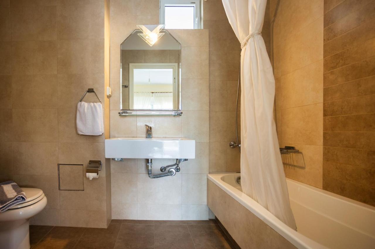 Daisy Hotel Apartments 레팀노 외부 사진