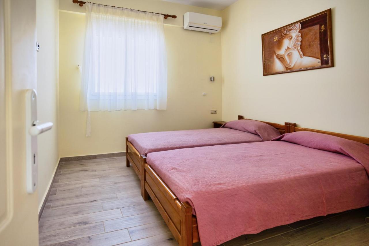 Daisy Hotel Apartments 레팀노 외부 사진
