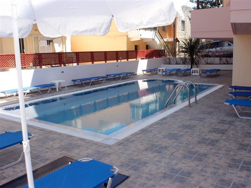 Daisy Hotel Apartments 레팀노 외부 사진